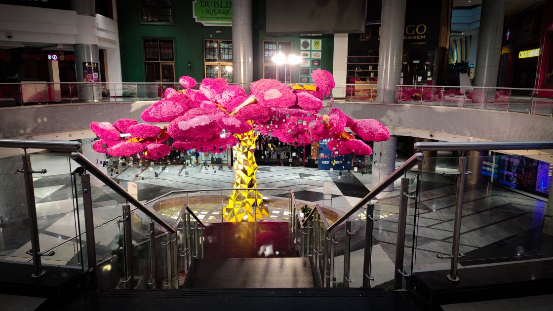 Shopping Mall Installation
